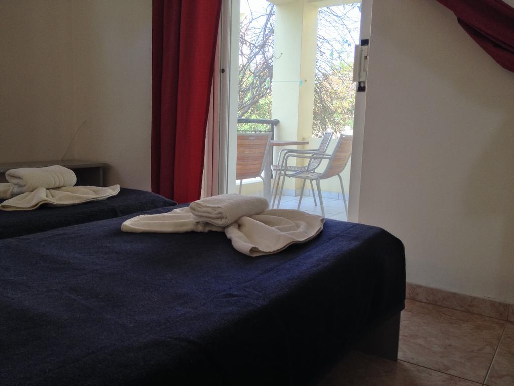 Manine Apartments Kos-Stadt Zimmer foto